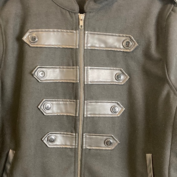 Torrid Banded Moto Jacket Deep Black Wool Blend Faux Leather 2X 18/20 Goth - Picture 8 of 15